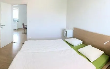 Apartamento D1 *